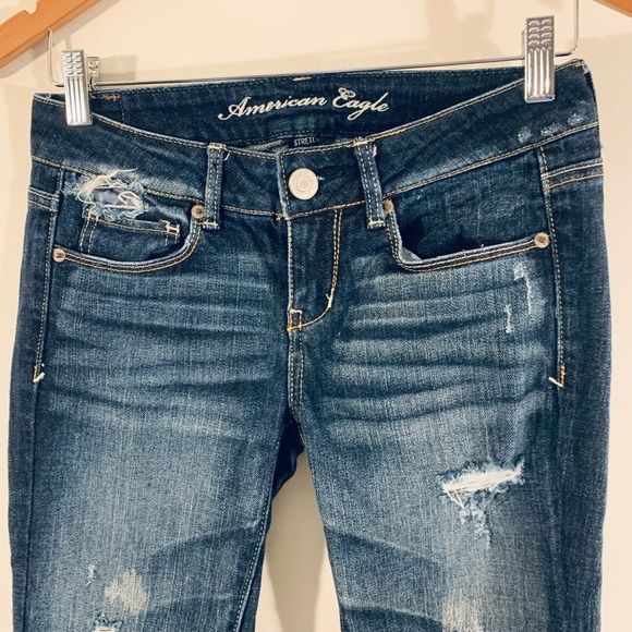 NEW American Eagle Distressed Regular Jeans - Picture 3 of 7